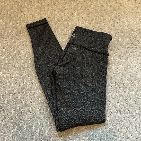 Lululemon herringbone leggings - Picture 1 of 4